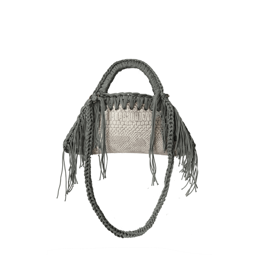 fronte borsa all'uncinetto fatta a mano modello MORGANA mini silver viper con frange laterali, similpelle stampata pitone - MUSUBI